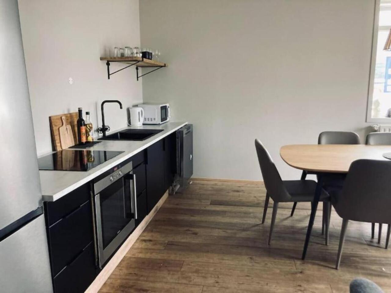 G10 Apartments 아퀴레이리 외부 사진